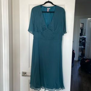 EUC Chi Chi Forest Green Dress SZ 14